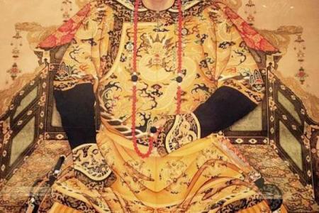 雍正皇帝殷殷嘱咐年羹尧小心保护自己的八字，与当时一个恶习有关