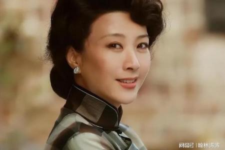 女主既会算命又混娱乐圈