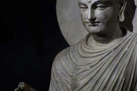 男人印堂有观音痣的人 有观音痣男人富贵尽显