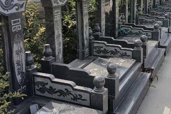 夫妻风水_骨灰撒在或者偷埋在自己喜欢的地方还是葬在公墓
