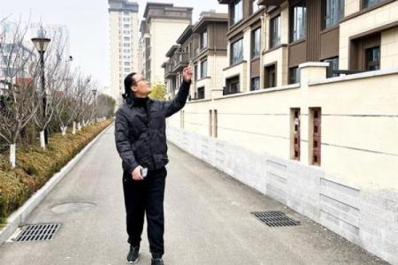 西侧是高楼风水