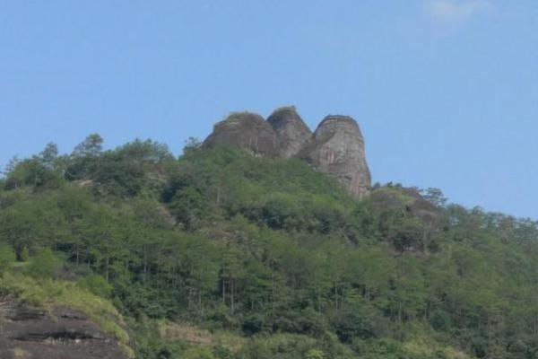 阴宅朝山笔架山风水