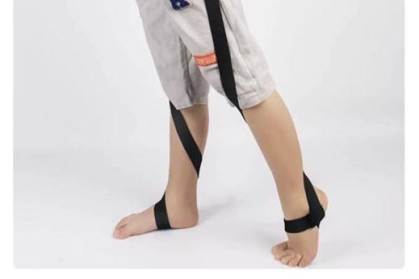 外八字绑腿